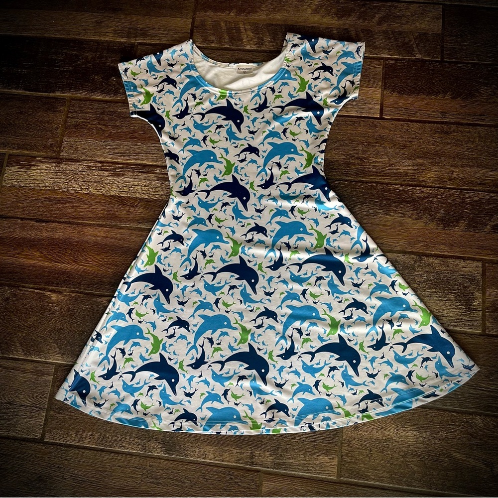 Cow Cow stretchy fit & flare blue dolphin dress L